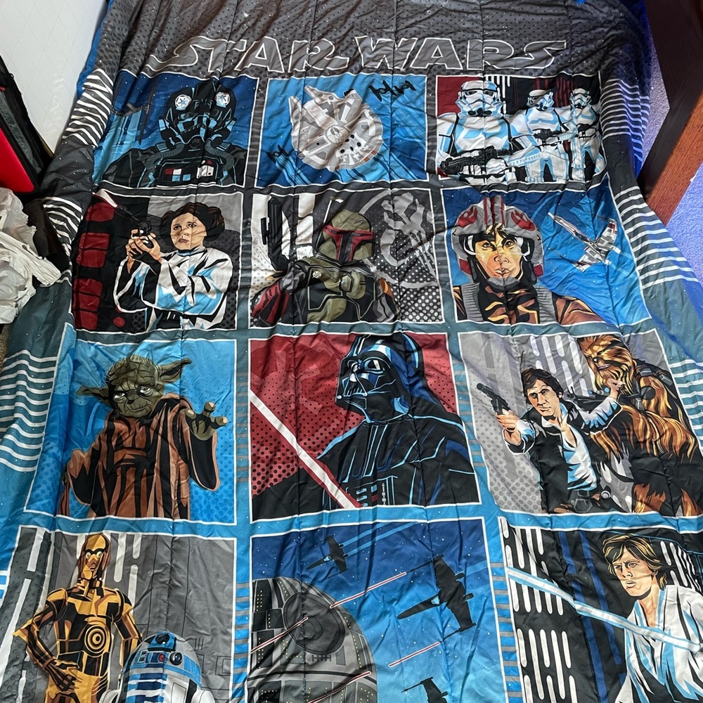 Star Wars themed twin size bedding set